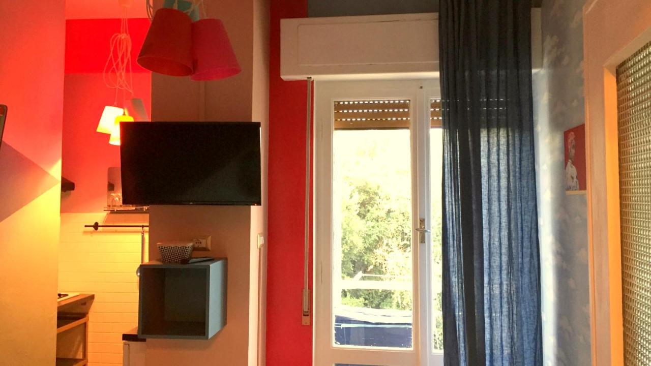 דירות לה ספציה Domus Loulou מראה חיצוני תמונה